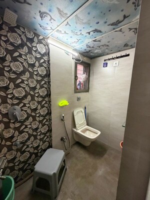 Bathroom in 2.5 BHK Apartment at Andheri West – for Rent