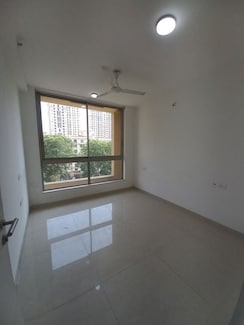 2 BHK Apartment For Rent in Hiranandani Delanna