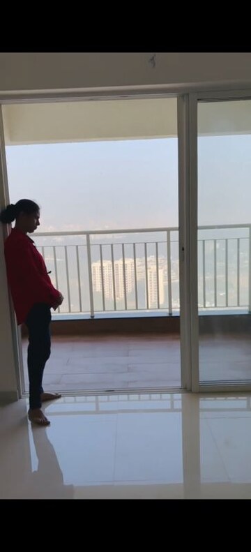 Staircase in 2 BHK Apartment at Lodha Amara Tower 24 And 25, Kolshet Road – for Sale