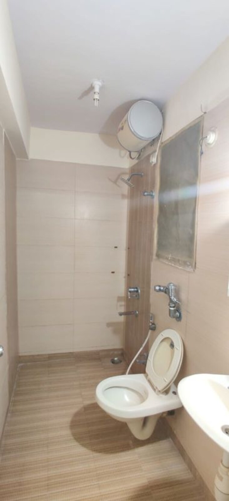 Bathroom, om-shantidham-chs 3 Bedroom 720 Sq.Ft. Apartment In Mira Road Thane 10079997