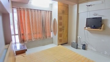 Bedroom in 3 BHK Apartment at Home Gulmohar, Model Colony – for Rent