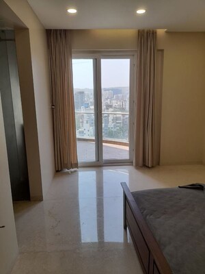 Room in 4 BHK Apartment at Manav Eternelle, Baner – for Rent