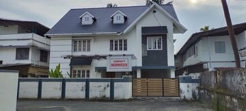 6+ BHK Villa For Sale in Panampilly Nagar