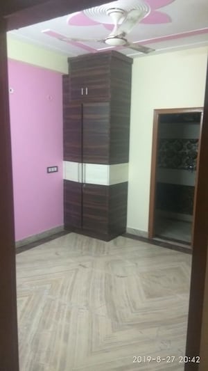 Room in 1 BHK Builder Floor at Palam Vihar Extension – for Rent