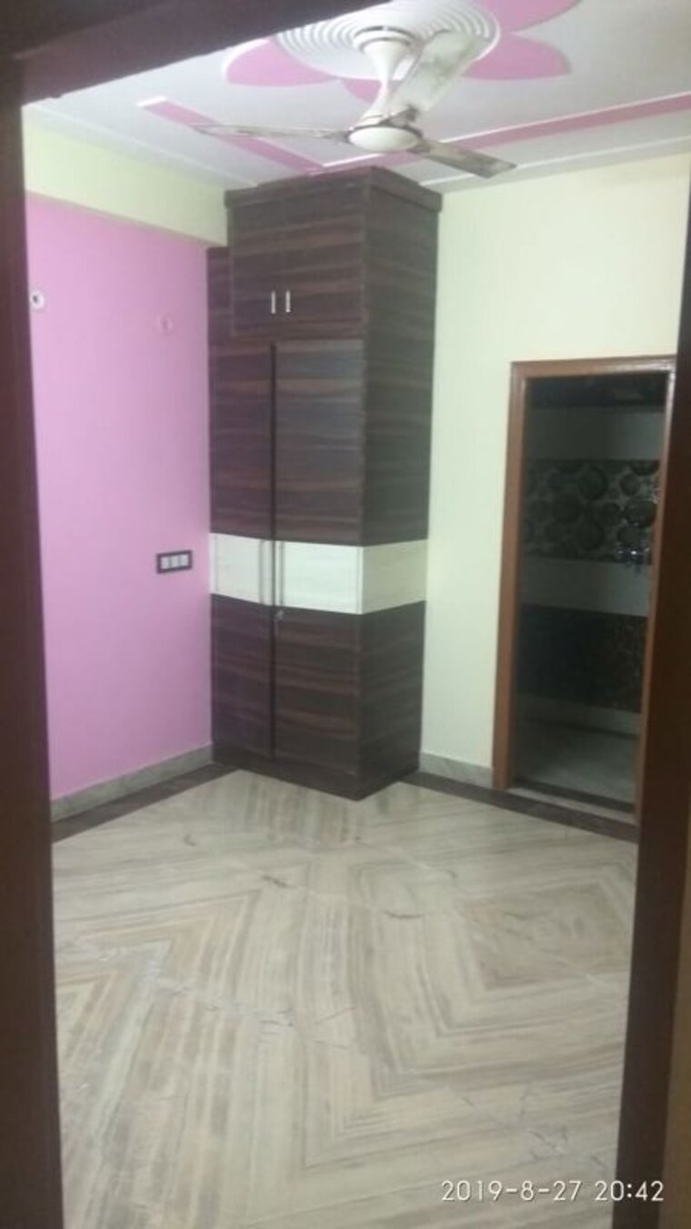 Room, palam vihar extension 1 Bedroom 600 Sq.Ft. Builder Floor In Palam Vihar Extension Gurgaon 10080032