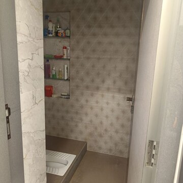 Bathroom in 2 BHK Apartment at DLH Metroview, Andheri West – for Sale