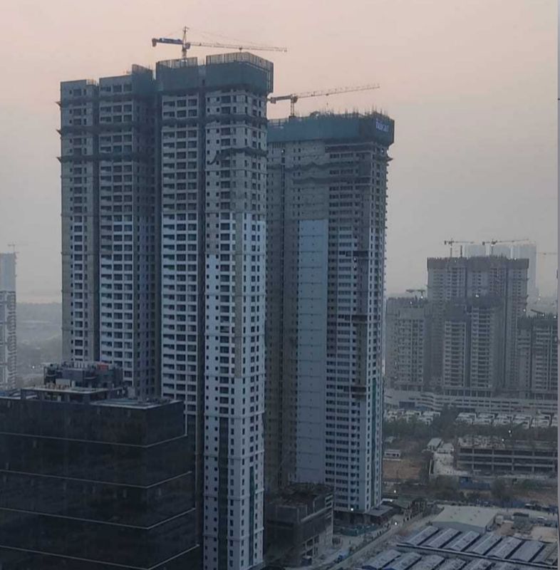 4 BHK + Pooja Room 3666 Sq.Ft. Apartment in The Trilight