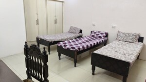 Bedroom in  Pg at Sector 39 – for Rent