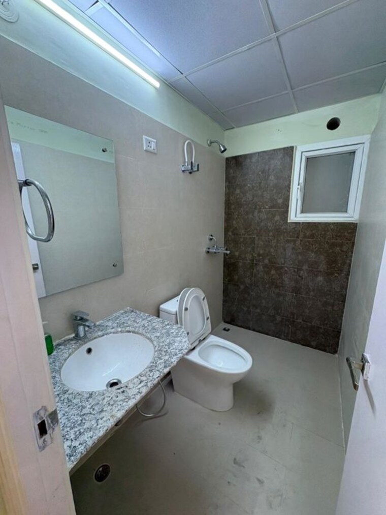Master Bedroom, pardos-okas-residency 3 Bedroom 1500 Sq.Ft. Apartment In Sushant Golf City Lucknow 10080090