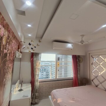 Living Room in 2 BHK Apartment at DLH Metroview, Andheri West – for Rent