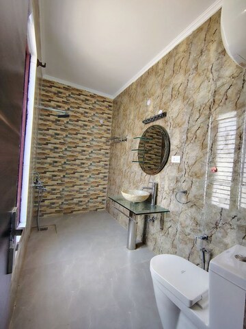 Bathroom in 2 BHK Builder Floor at Ansal Plaza Sector-23, Sector 23 – for Rent