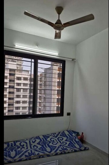 Room in 2 BHK Apartment at Unique Youtopia, Kharadi – for Rent