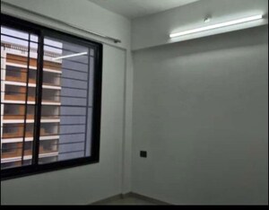 Room in 2 BHK Apartment at Unique Youtopia, Kharadi – for Rent