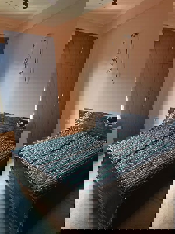 1.5 BHK + Pooja Room 450 Sq.Ft. Builder Floor in Unitech The Palms