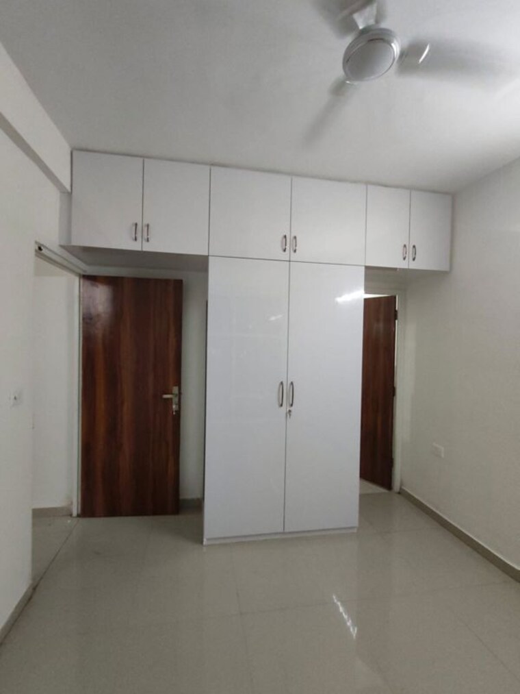 Room, pyramid-midtown 2 Bedroom 1050 Sq.Ft. Apartment In Sector 59 Gurgaon 10080188