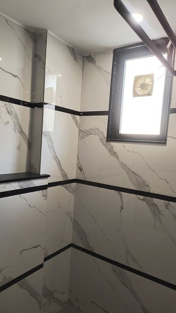 Balcony in 1 BHK Builder Floor at DLF Independent Floors, Dlf City Phase 3 – for Rent