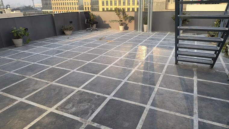 Balcony, dlf-independent-floors 1 Bedroom 750 Sq.Ft. Builder Floor In Dlf City Phase 3 Gurgaon 10074307