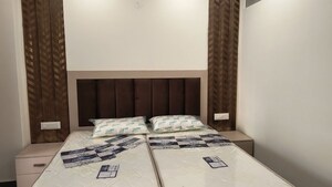 Bedroom in 1 BHK Builder Floor at DLF Independent Floors, Dlf City Phase 3 – for Rent