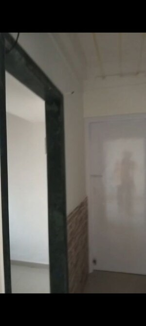 Room in 1 BHK Apartment at Andheri West – for Rent