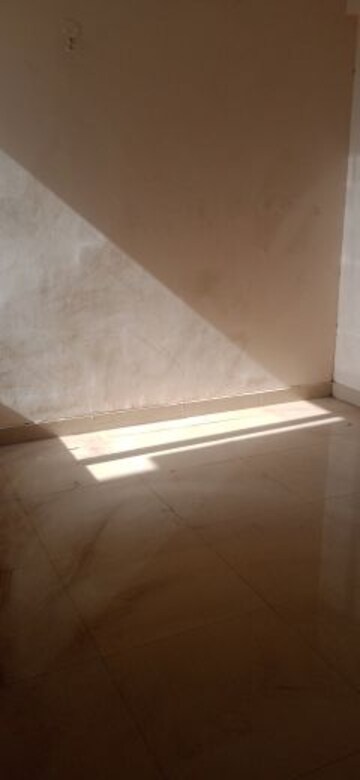 Room in 1 BHK Apartment at Amrapali Dream Valley, Tech Zone 4 Greater Noida – for Rent