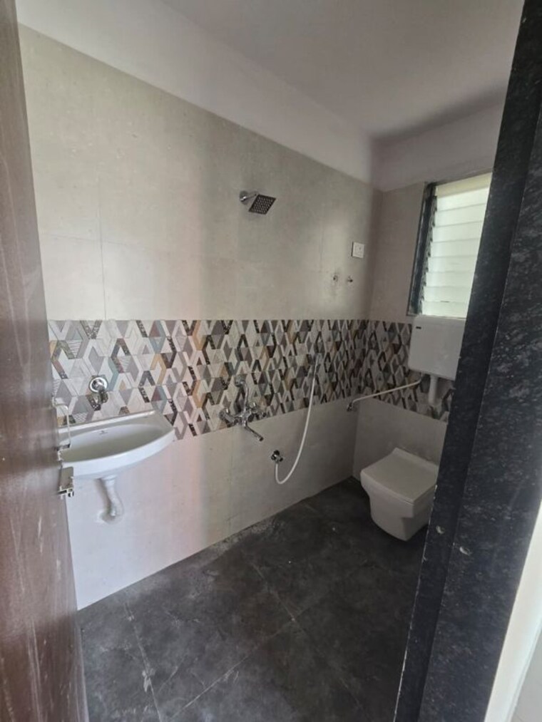 Bathroom, raj-tulsi-aagman 2 Bedroom 630 Sq.Ft. Apartment In Badlapur East Thane 9480454