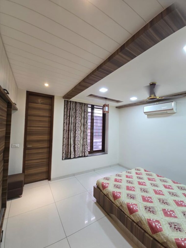 Bedroom, silver-spring-bunglows 5 Bedroom 2700 Sq.Ft. Villa In Sola Ahmedabad 10078426