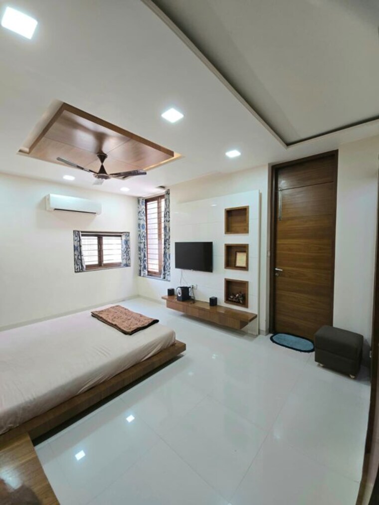 Kitchen, silver-spring-bunglows 5 Bedroom 2700 Sq.Ft. Villa In Sola Ahmedabad 10078426