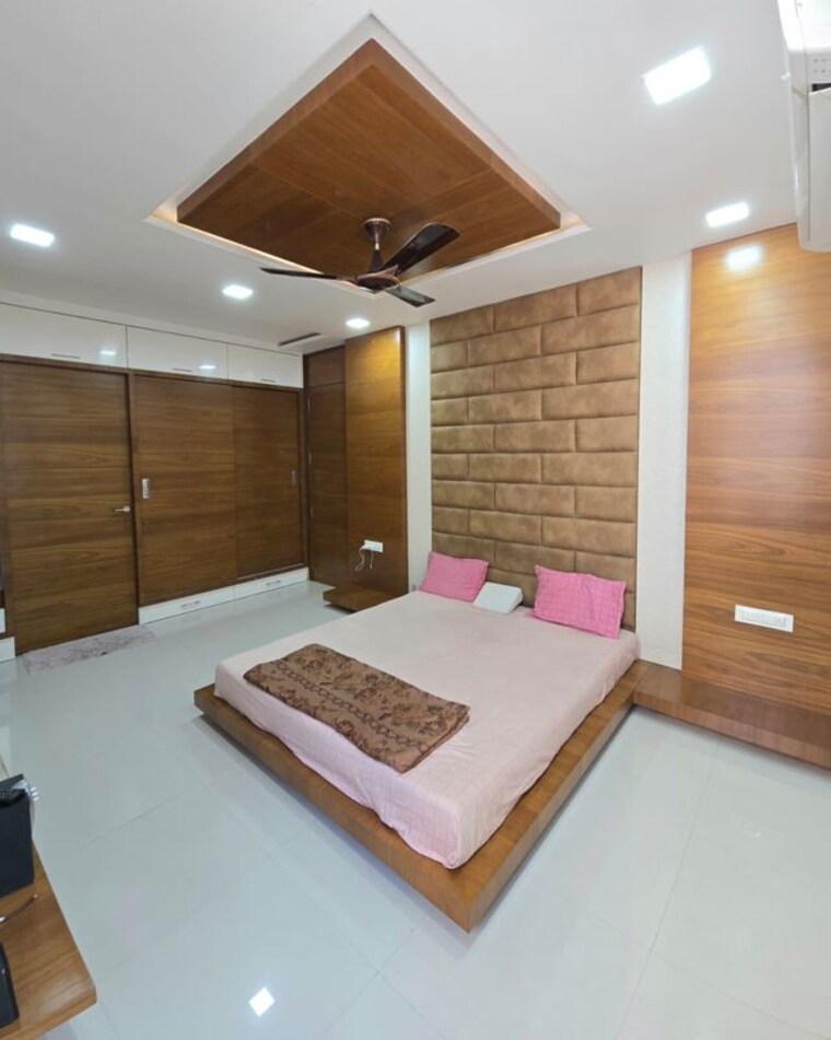 Bedroom, silver-spring-bunglows 5 Bedroom 2700 Sq.Ft. Villa In Sola Ahmedabad 10078426