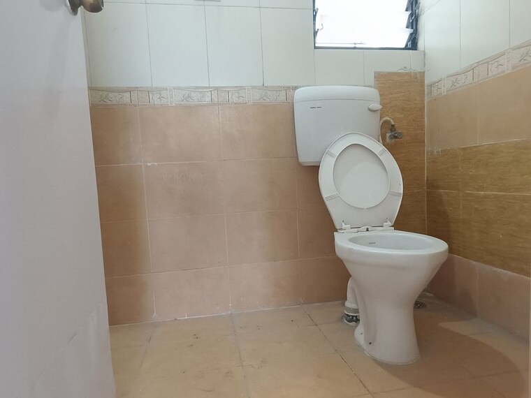 Bathroom, goel-ganga-orchard 2 Bedroom 1049 Sq.Ft. Apartment In Mundhwa Pune 10080377