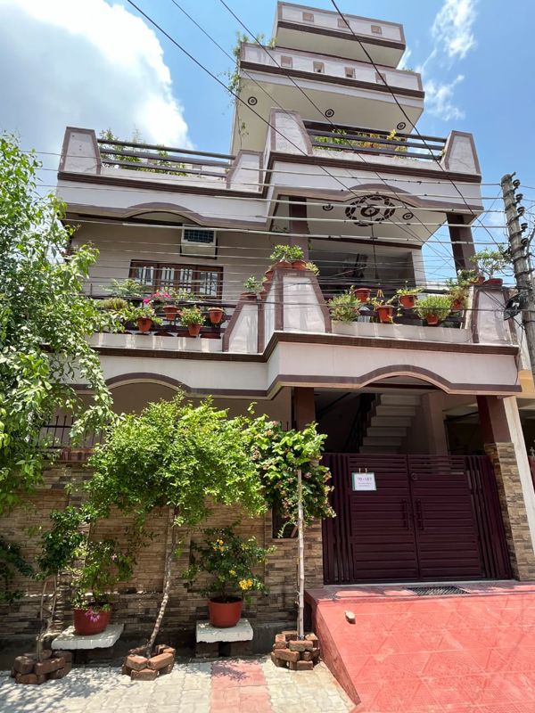 3 BHK + Pooja Room,Study Room Builder Floor For Rent in Vishesh Khand
