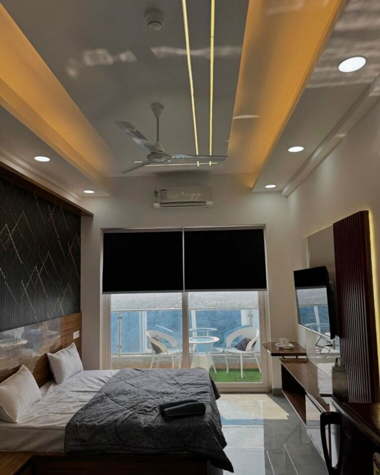 Team Area, gaur-city-mall Studio 600 Sq.Ft. Apartment In Sector 4 Greater Noida Greater Noida 10080398