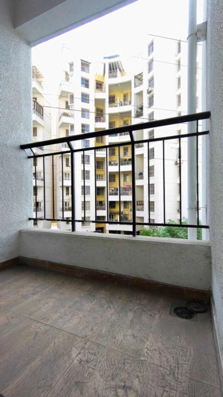 Balcony, bavdhan 1 Bedroom 700 Sq.Ft. Apartment In Bavdhan Pune 10080402