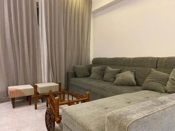 Bedroom in 2 BHK Apartment at Lodha Amara, Kolshet Road – for Rent
