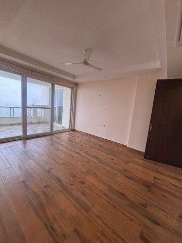 Room in 2 BHK Apartment at Urban Axis Urban Woods, Sushant Golf City – for Rent
