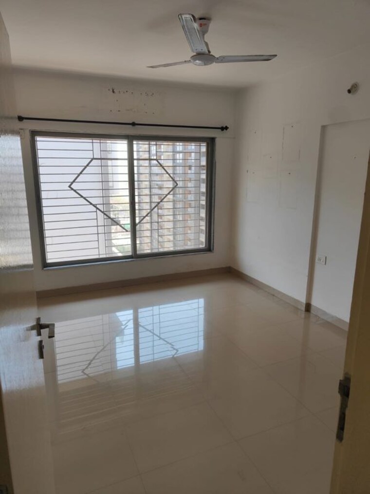 Room, brahma-f-residences 3 Bedroom 1500 Sq.Ft. Apartment In Kalyani Nagar Pune 10080489