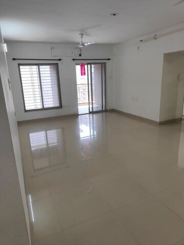 Room in 3 BHK Apartment at Brahma F Residences, Kalyani Nagar – for Rent
