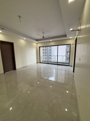 Room in 3 BHK Apartment at Rishita Mulberry Heights, Sushant Golf City – for Rent