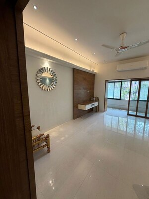 Room in 2 BHK Apartment at Sandhvi Sadan, Dadar West – for Rent