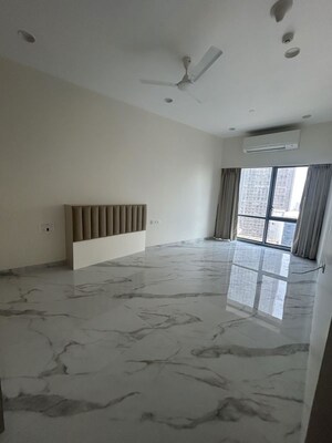 Room in 4 BHK Apartment at Lodha World View, Worli – for Rent