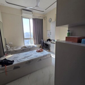 Bedroom in 2 BHK Apartment at Chembur – for Rent