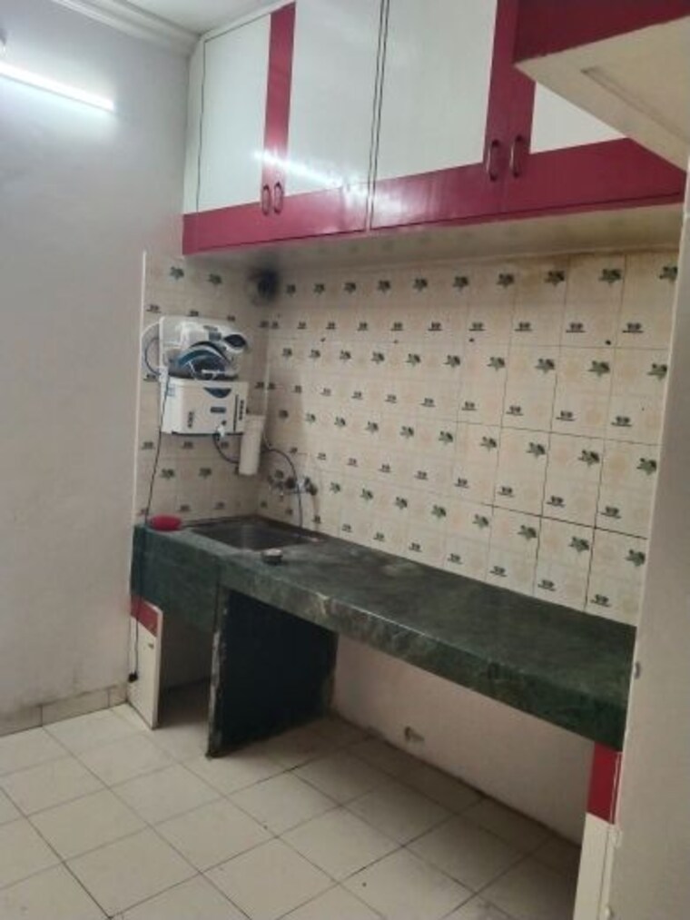 Kitchen, mig-colony-gokhalenagar 1 Bedroom 550 Sq.Ft. Apartment In Gokhalenagar Pune 10080649