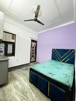 1 RkApartment For Rent in Saket