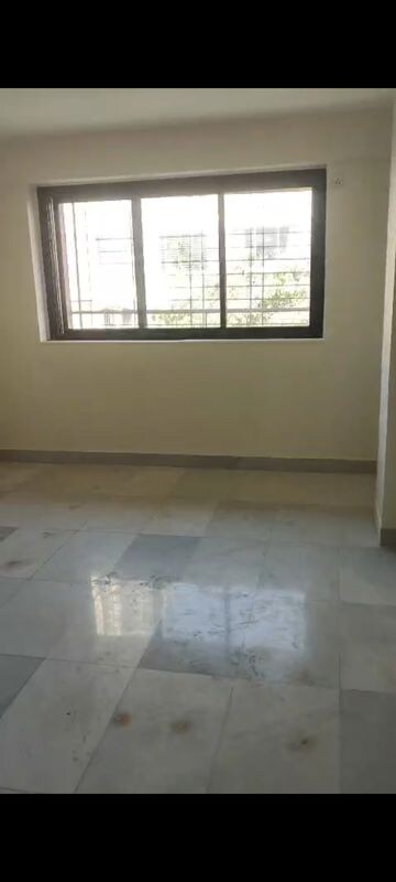 Room in 2 BHK Apartment at Pushpanjali Apartment Prabhadevi, Prabhadevi – for Rent