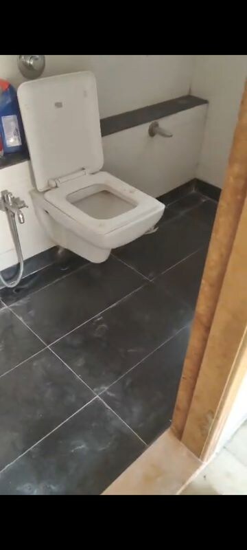 Bathroom in 2 BHK Apartment at Pushpanjali Apartment Prabhadevi, Prabhadevi – for Rent