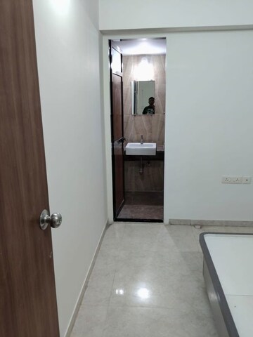 Furnished Amenities in 1 BHK Apartment at Lodha Amara, Kolshet Road – for Sale