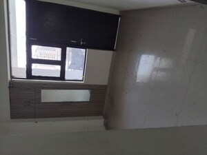 Room in 3 BHK Apartment at Amolik Sankalp, Sector 85 – for Rent