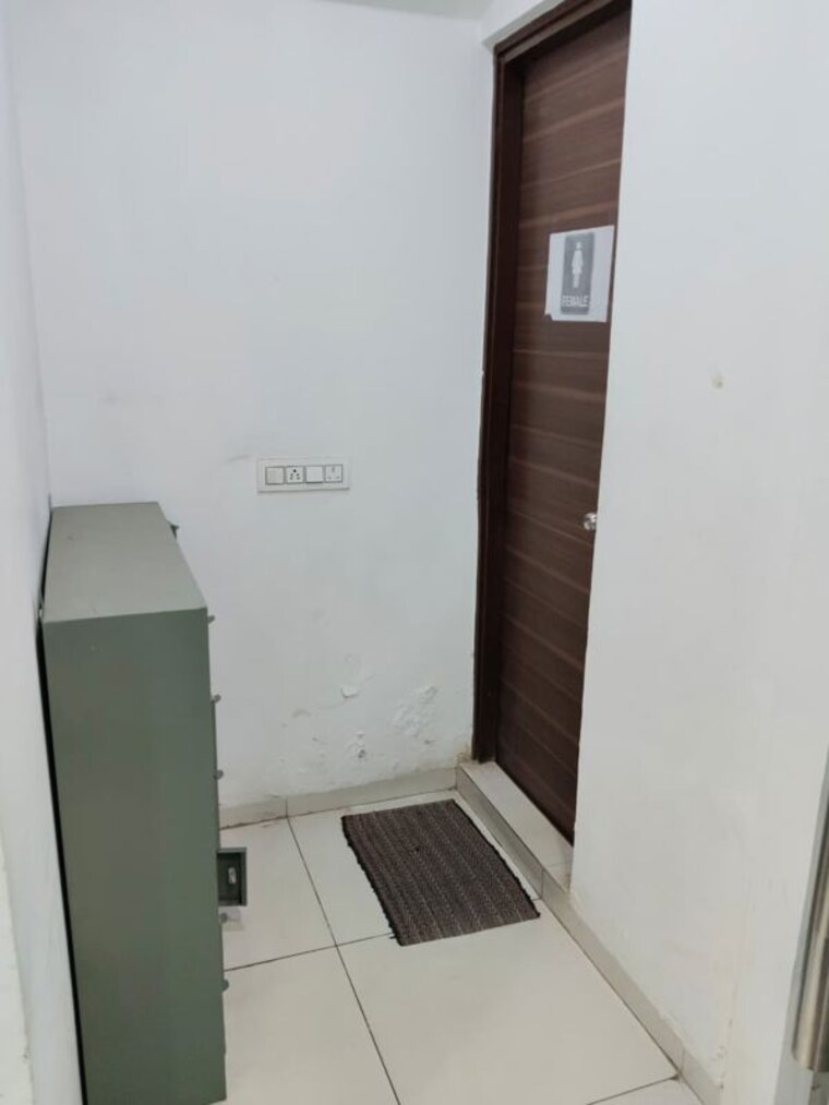 undefined, zaveri-31five Commercial Office Space 1500 Sq.Ft. In Makarba Ahmedabad 10080689