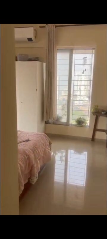 Room in 1 BHK Apartment at Neha Galaxy, Prabhadevi – for Rent