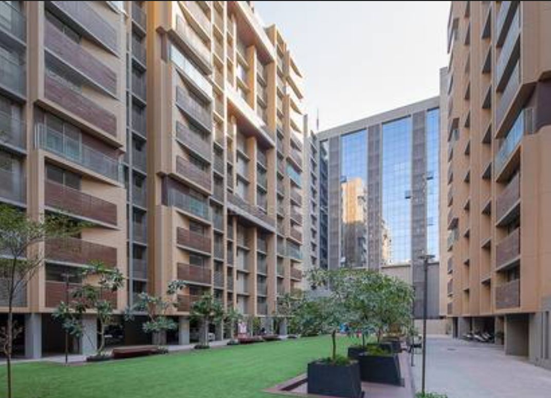 3 BHK 1745 Sq.Ft. Apartment in Gala Eternia