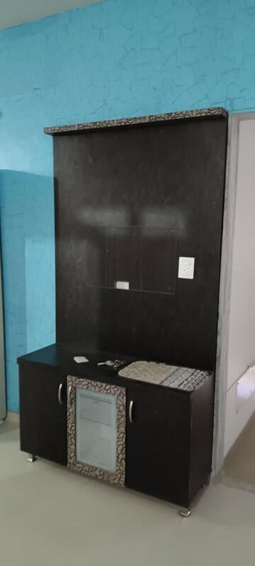Furnished Amenities in 2 BHK Apartment at Makarba – for Rent